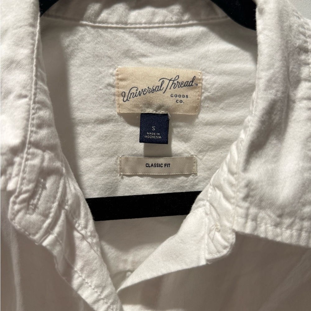 Universal Thread White Casual Button Down Shirt - image 2